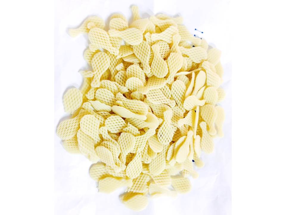 Fryums -3D BADMINTON SHAPE